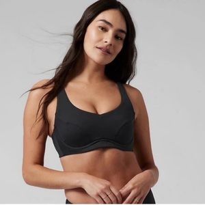 🆕NWOT Athleta Bondi Bra Cup Bikini Top Size 32B/C Black